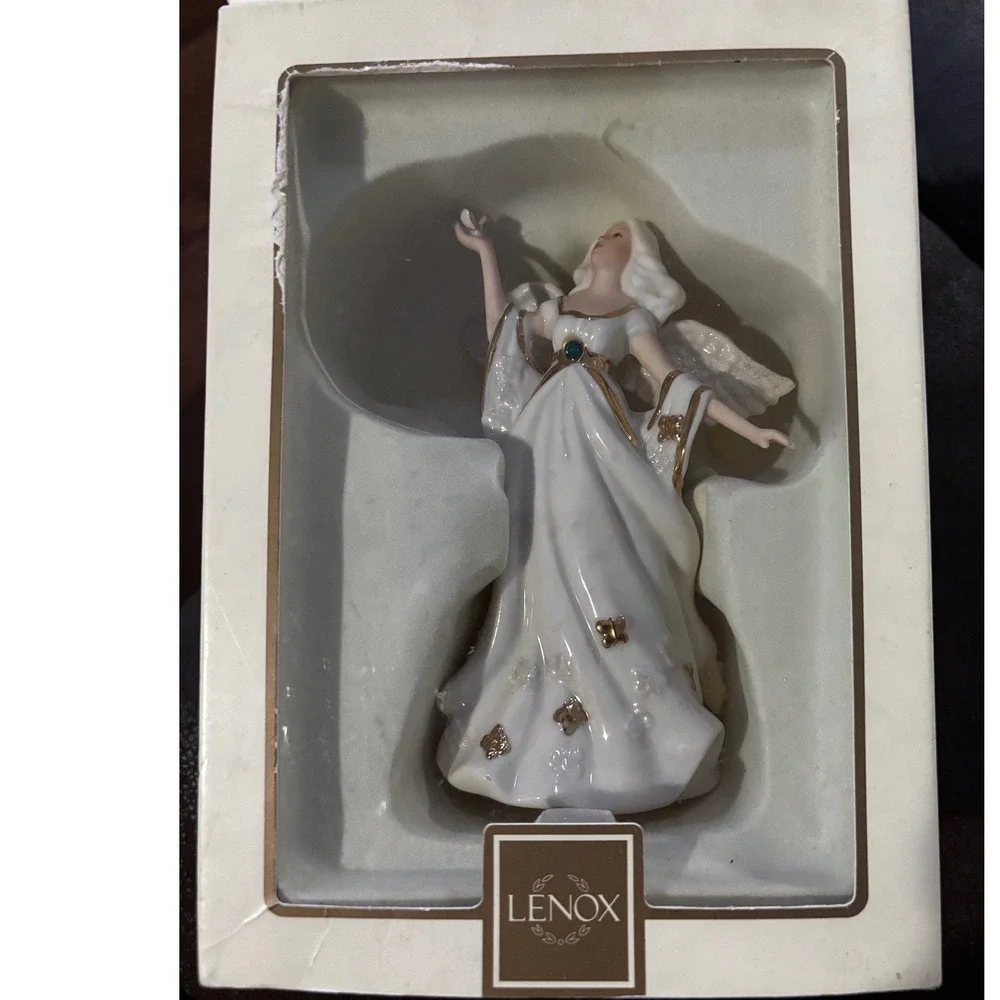 LENOX MY OWN GUARDIAN ANGEL May Green crystal birthstone figurine boxed